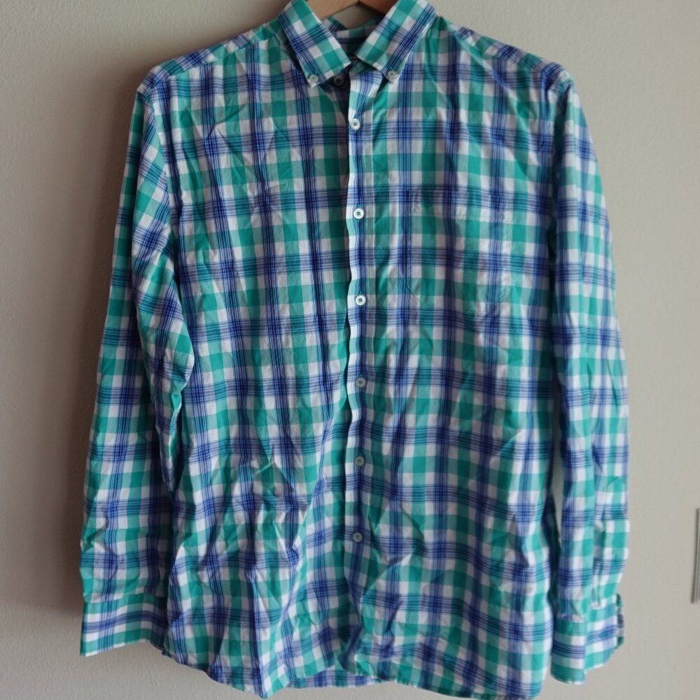Southern Tide Full Button Up Shirt Size Medium